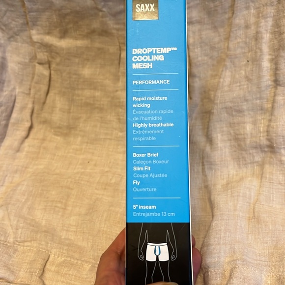 Saxx DropTemp® Cooling Mesh Performance Boxer Brief 5" - Slim Fit (Med) - Picture 5 of 6